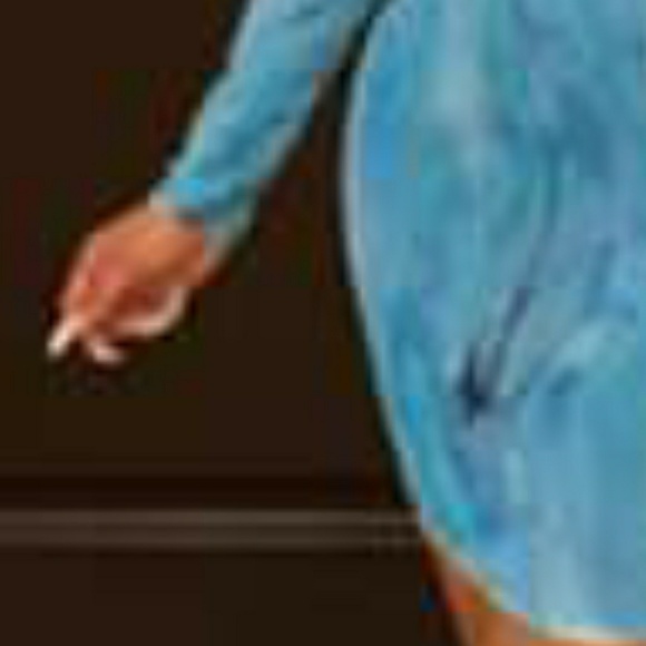 Dress - Picture 4 of 6